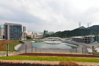 学院南门.jpg