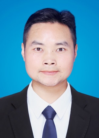 黄伟